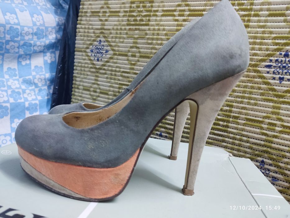 2 pares Sapatos senhora elegantes