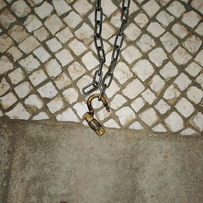 3 cadeados de mota e 1 corrente