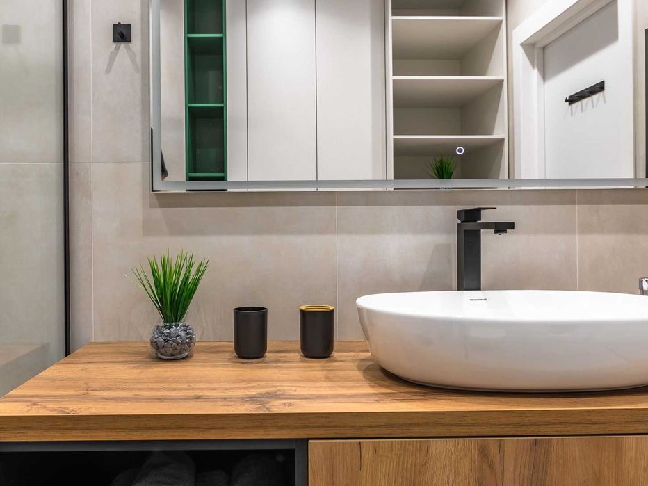 Посуточная аренда  2ком. квартиры в Центре Днепра. ЛИФТ И ВОДА 24/7.