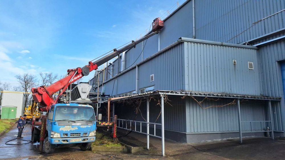 Услуги, аренда автовышка высотой 20м 25м 28м заказ Одесса и область