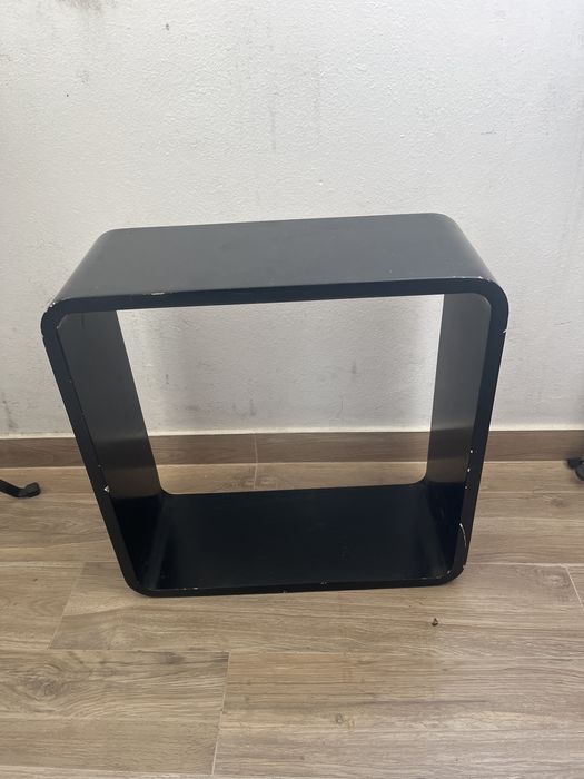 Móvel versátil para prateleira ou banco