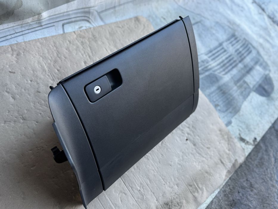 Бардачок гольф 7 golf 7