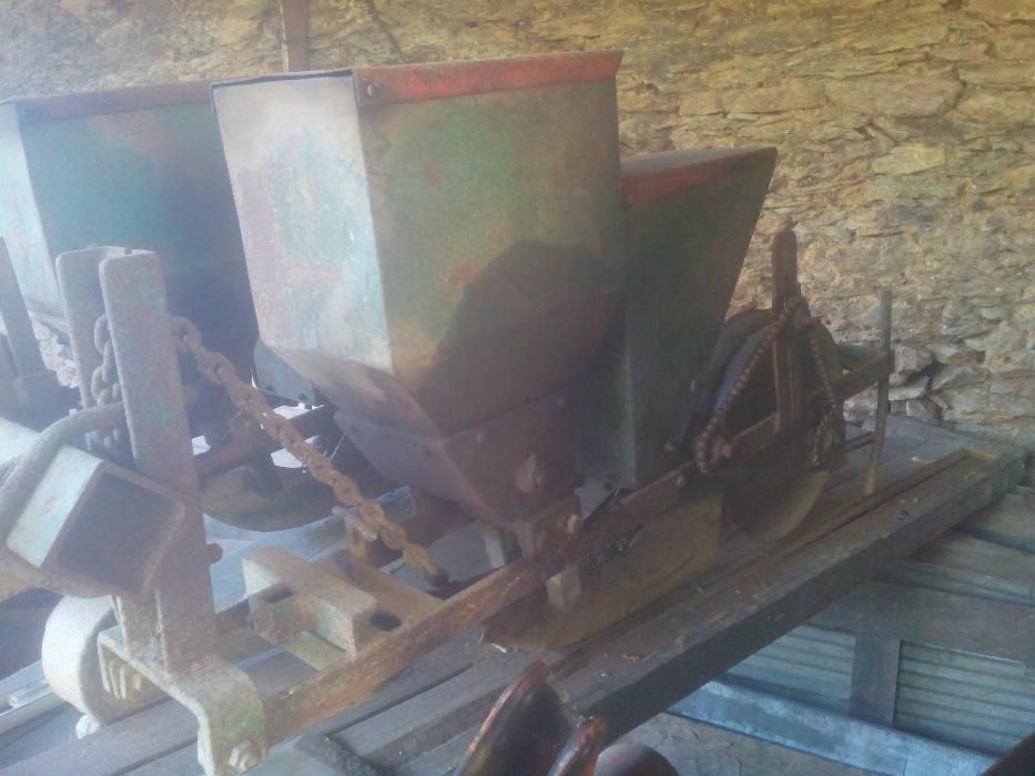 Semeador milho,com adubador