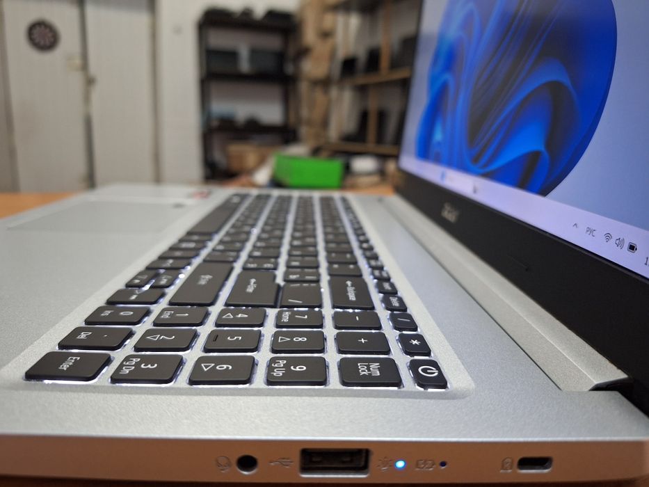 Acer Aspire 5 A515-45 QuadCore AMD Ryzen 3 5300U DDR4 12Gb SSD 512Gb