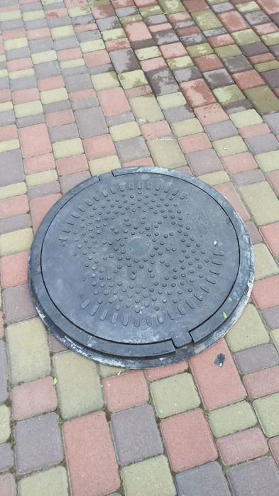 Люк садовий пластиковий каналізаційний, шахтовий