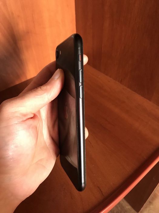 Apple iPhone SE 2020 в ідеалі