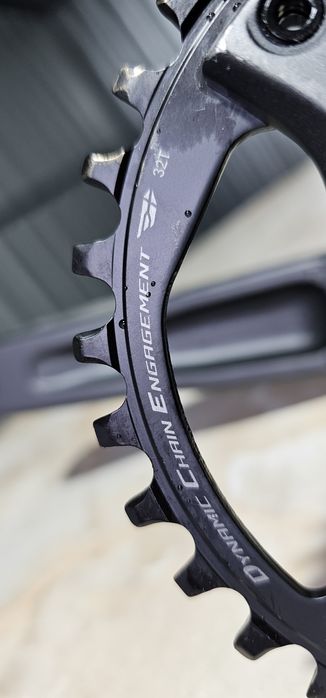 Nowe. Korba Shimano Cues FC-U6000.