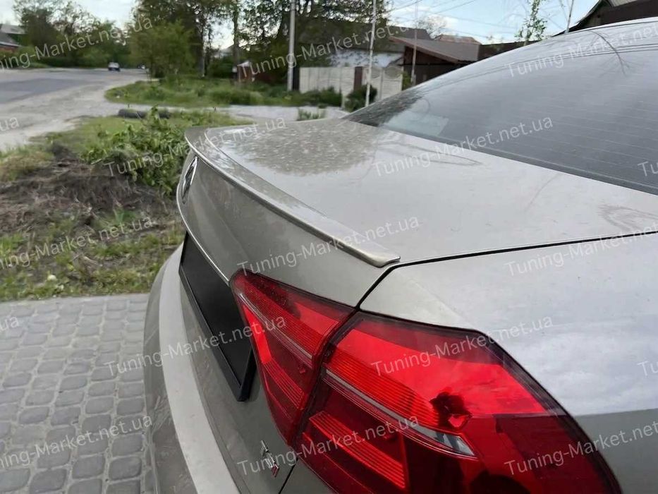 Лип спойлер на багажник Volkswagen Passat B7 B8 USA, Козырек на заднее стекло Фольксваген Пассат Б7 Б8 Америка