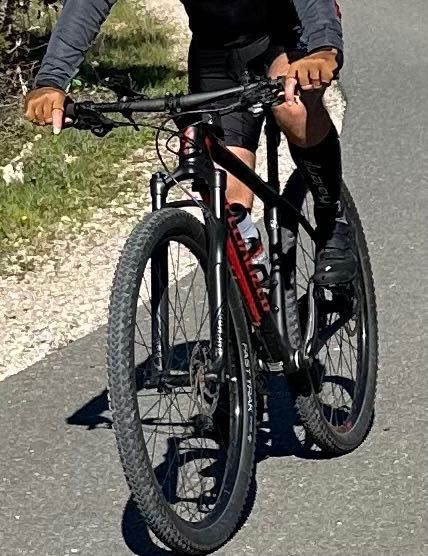 Bike Specialized  em carbono