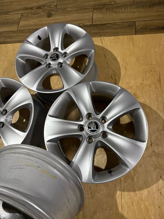 Легкосплавні диски Skoda R16