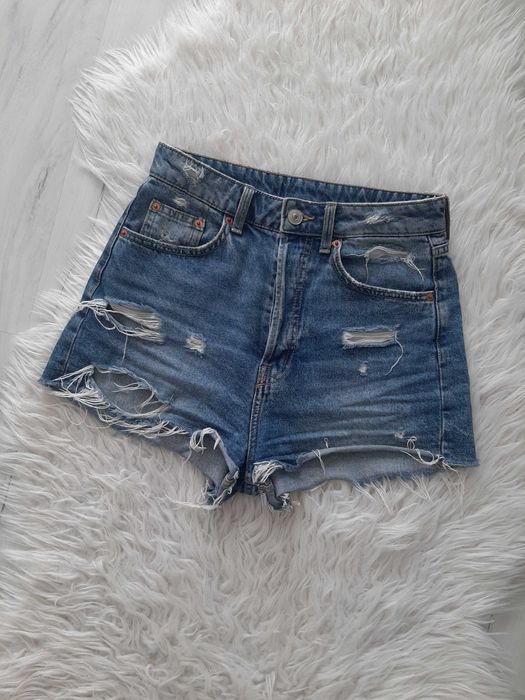 świetne spodenki jeansowe z wysokim stanem S 36