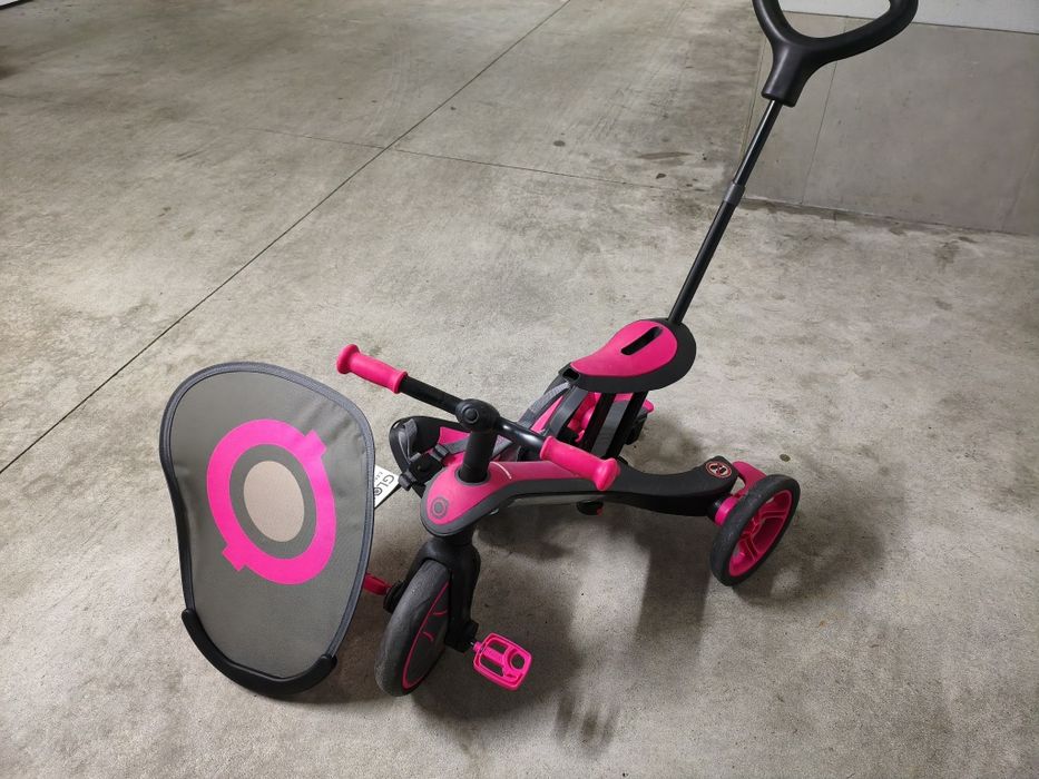 Triciclo evolutivo rosa GLOBBER Explorer 4 em 1