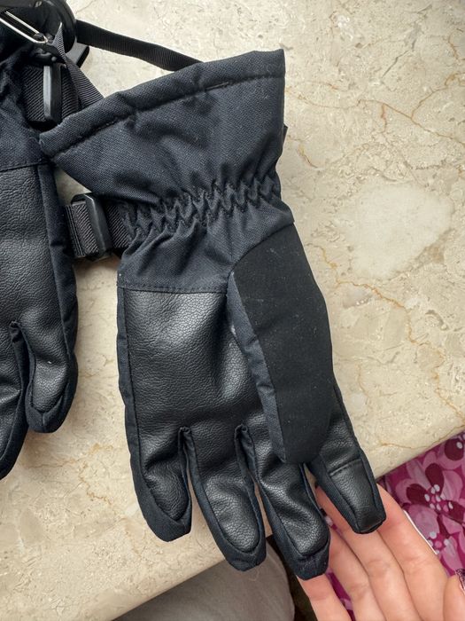 Нові рукавички Columbia (на 6-7 років) - 1000 грн