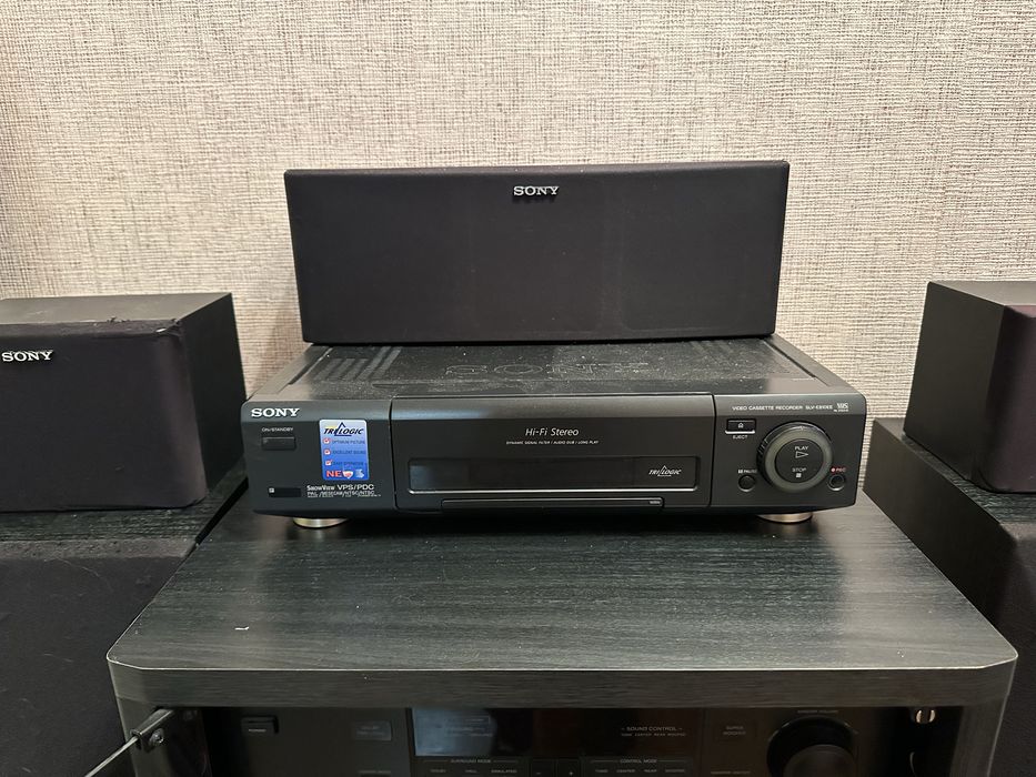 Музичний центр Sony дуже крутий