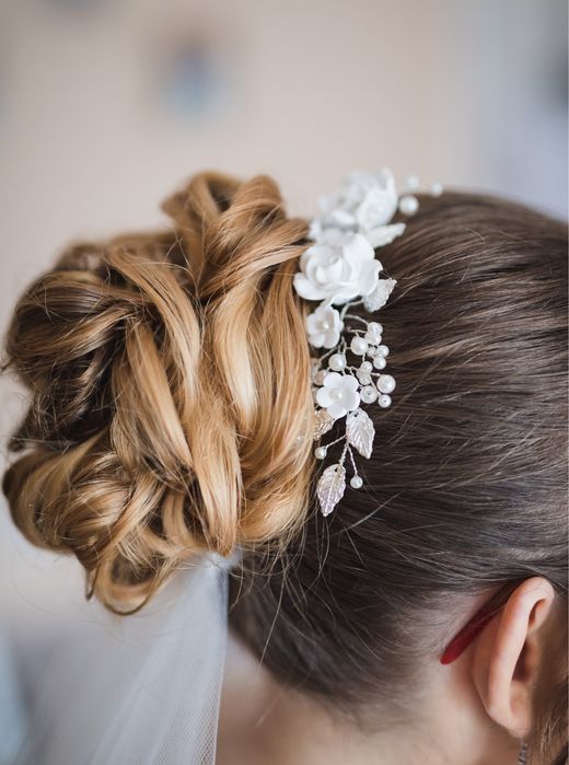 Ślubna ozdoba do włosów