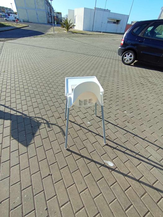 Cadeira/ Mesa bebé IKEA + Carrinho para bebé