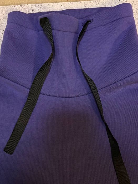 Світшот з високим воротом і карманом кенгуру, майже новий 480 грн