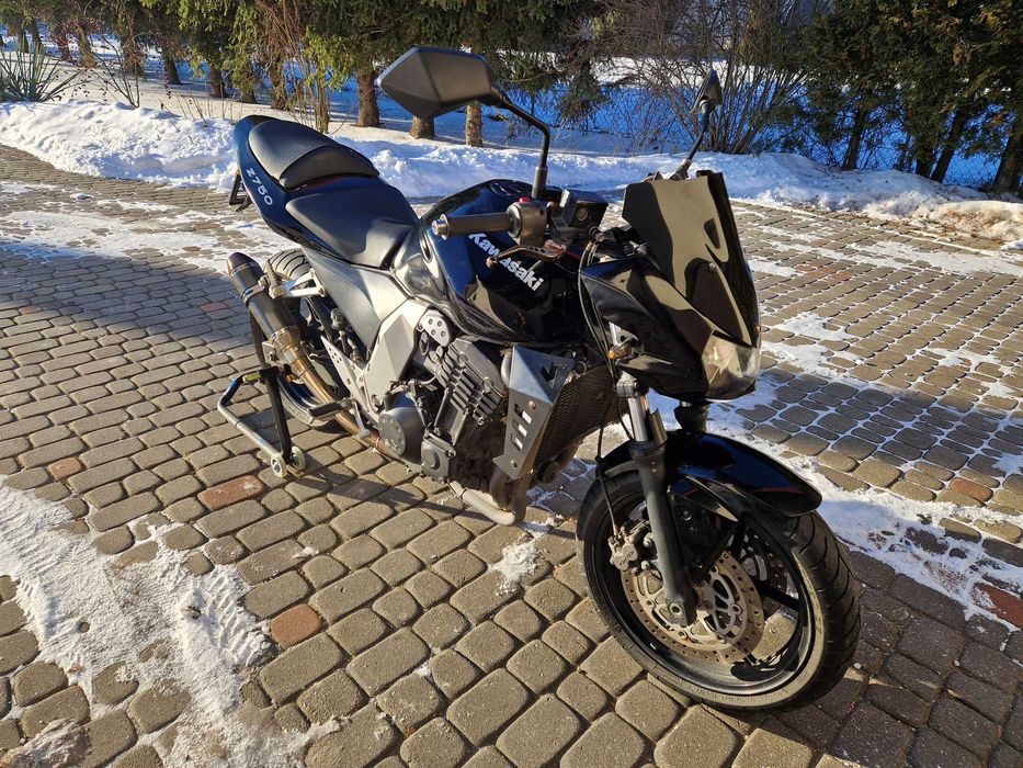 Kawasaki Z750, 2006r, 62500 km. Zarejestrowany w PL, 110 KM