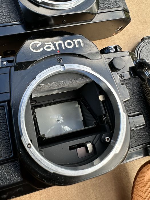 Фотоаппарат Canon AE-1 FD 1:1.4 50мм Canon AL-1 FD 1:1.8 50мм