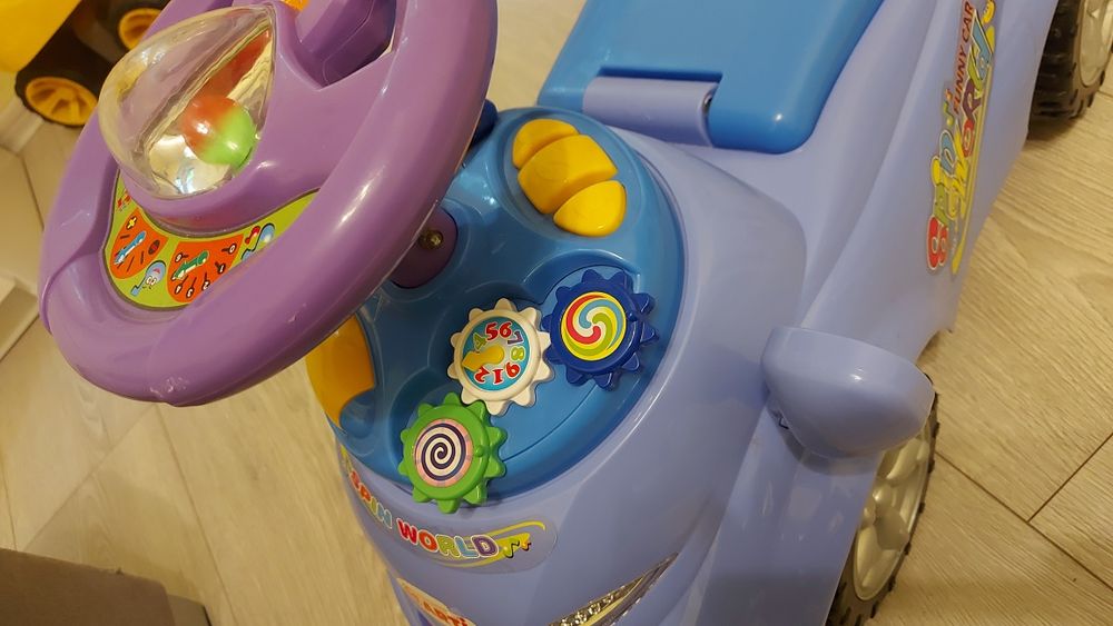 Samochodzik dla dzieci jeździk pchacz