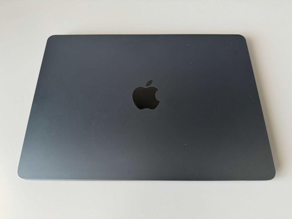 NOWY laptop MacBook Air 13" M3 256GB SSD – gwarancja - OKAZJA!