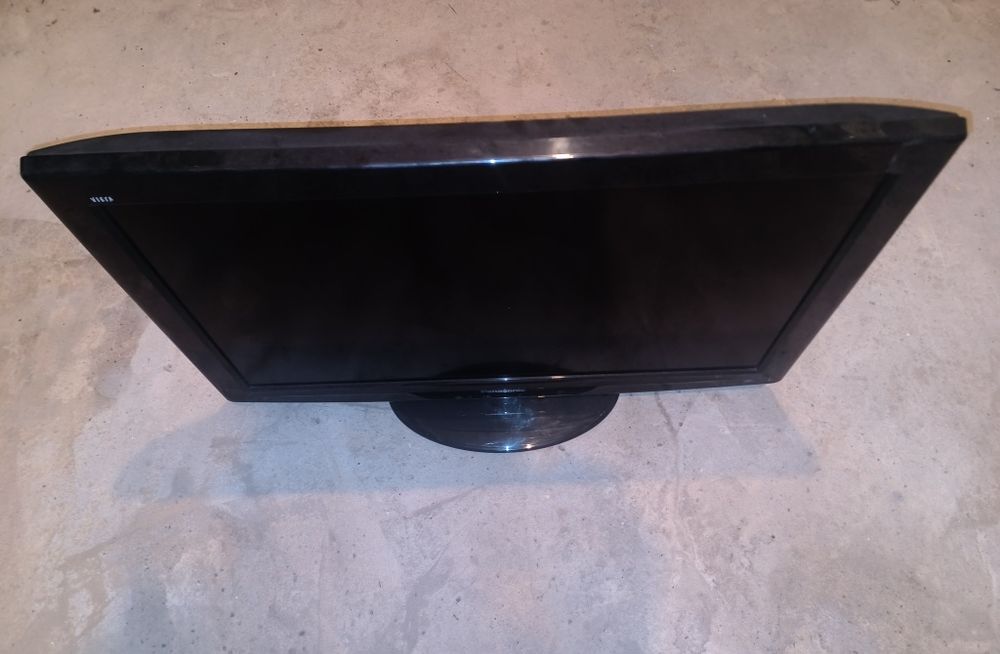 Panasonic tx-l32c2ea