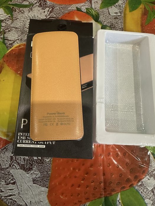 Продам Pawerbank.