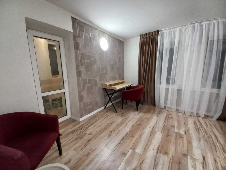 Здам в оренду 1к квартиру біля метро. Без комісії