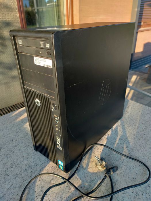 Komputer stacjonarny HP Z220 CMT WORKSTATION G 1x XEON E3-1240 V2 3.40 GHz DDR3 16GB + karta graficzna RX550 ASUS Single Fan