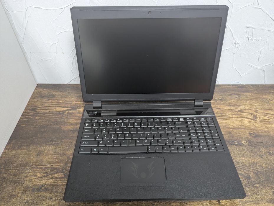 Clevo P157SM-A – i7-4800MQ, 16GB RAM, GTX 780M, 128GB SSD + 1TB HDD