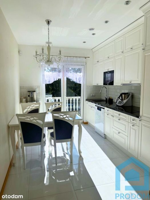 Dom z dwoma mieszkaniami | działka 67a| budynek gospodarczy 450 m²