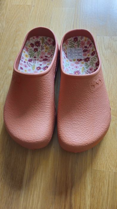 Ogrodowe buty  laczki klapki rozmiar 36 marka Gardenline