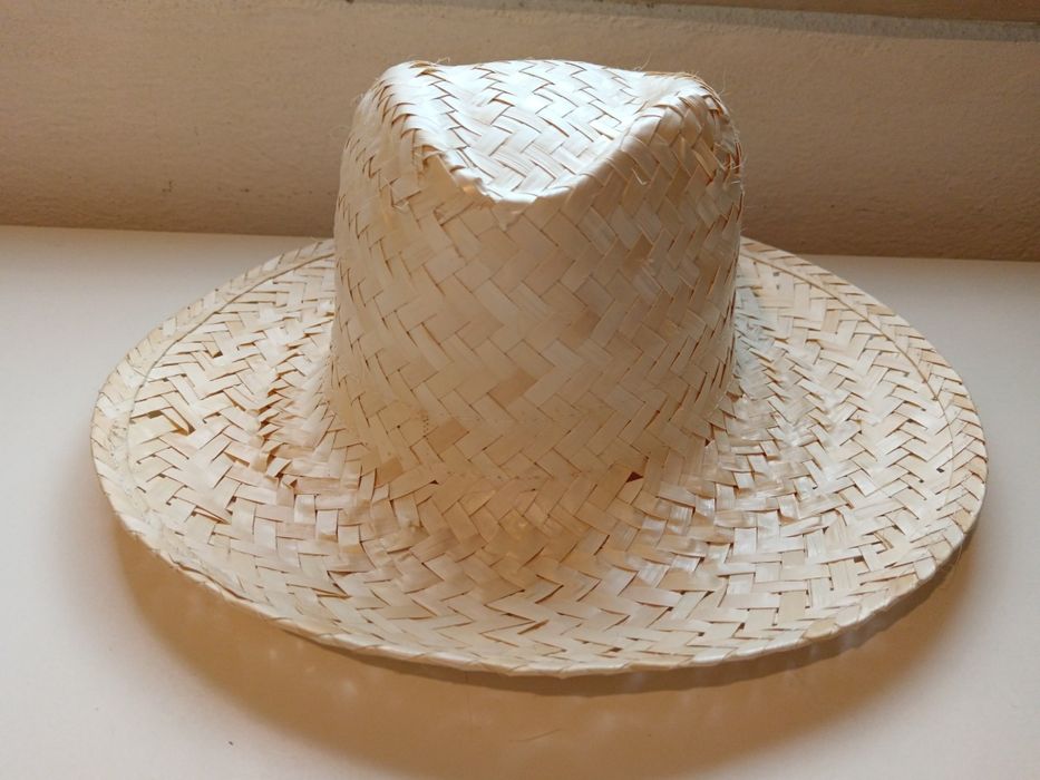 3 chapéus de palha NOVOS