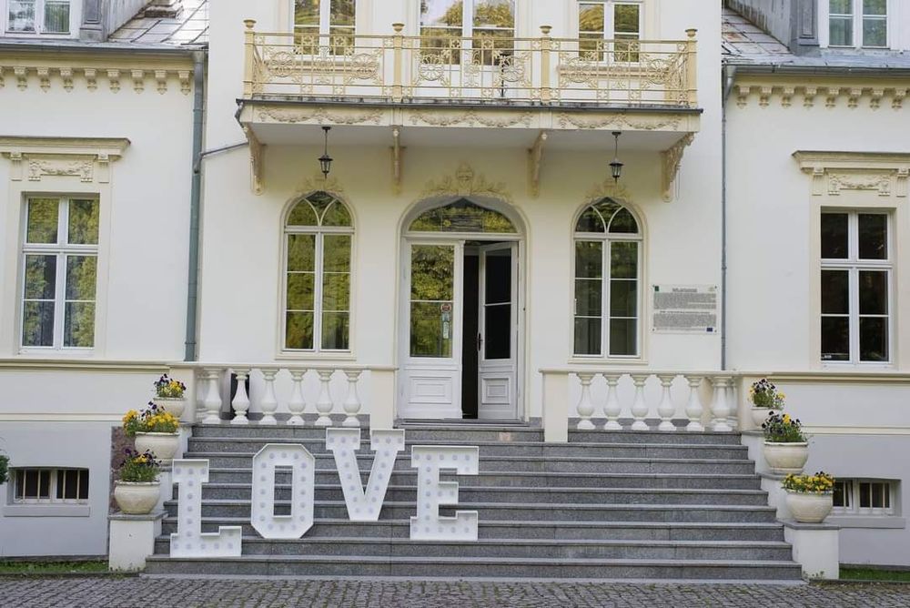 Napis LOVE podświetlany - sprzedam