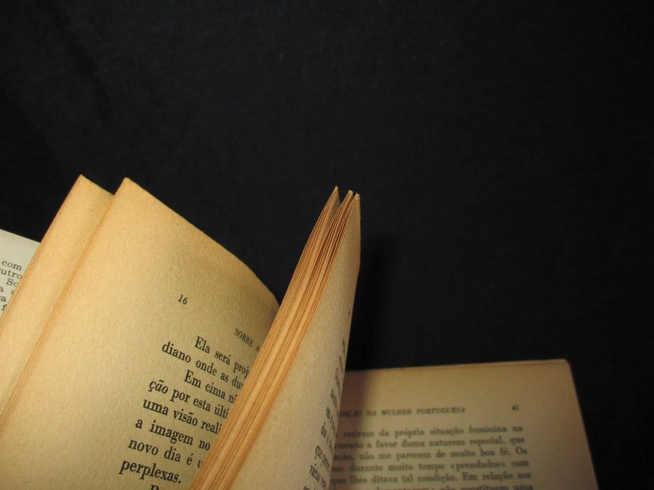Livro A Condição da Mulher Portuguesa Estampa 1968