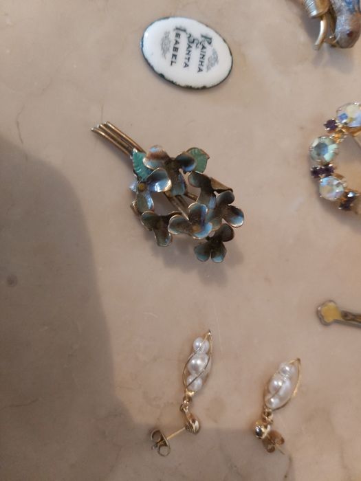 Jóias antigas vendo conjunto