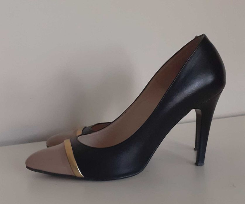 Szpilki beżowo czarne 37