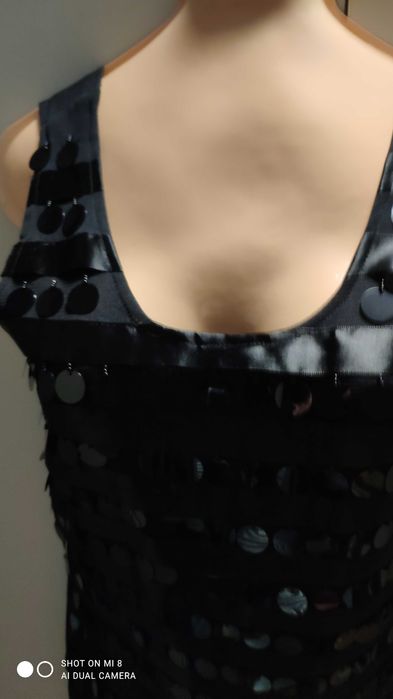 Sukienka cekinkowa czarna