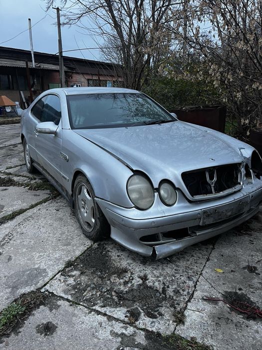 Розбираю на болти та гайки Mercedes W208 CLK 2.0 бензин