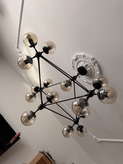 Nowoczesna lampa  sufitowa do salonu