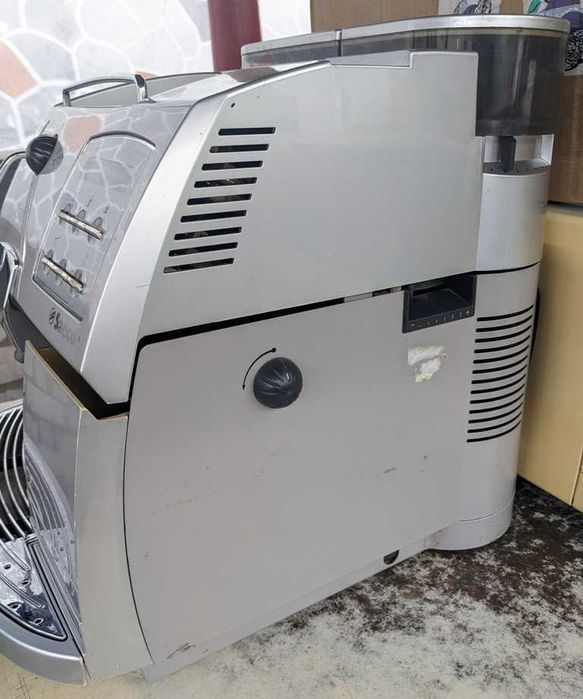 Кавомашина Saeco magic comfort + SUP012DER