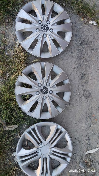 Колпаки  автомобильные  R13