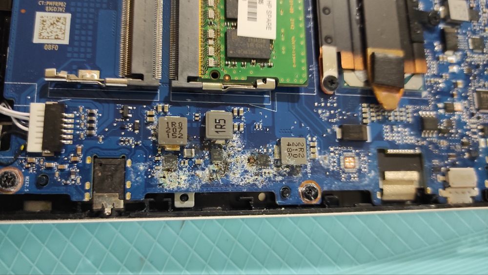 Продам ноутбук HP Pavilion на запчасти