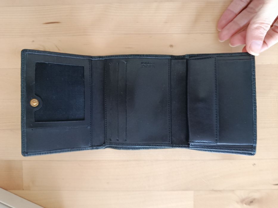 Vendo carteira de pele Versace