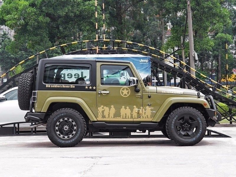 Estribos JEEP Wrangler JK (2006 a 2018) 2 Portas