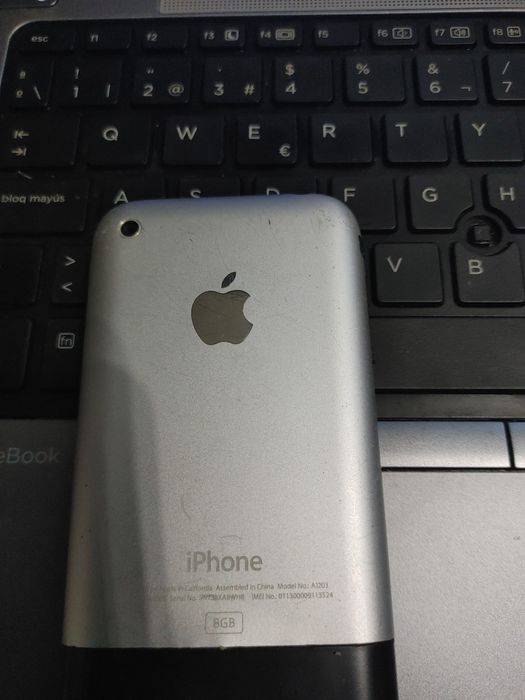 iPhone primeira geração. O primeiro lançamento na america