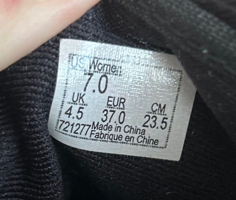 VANS buty unisex r.37 na 23,5 cm skóra zamszowa