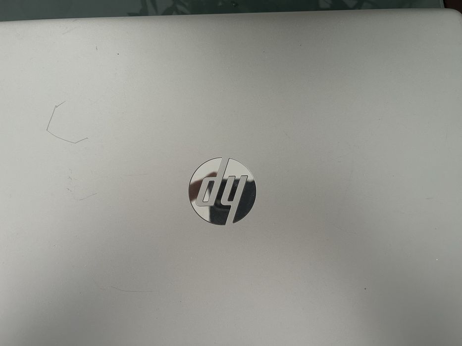 Portátil HP 14s-fq0001np