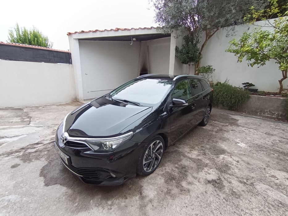 Toyota Auris touring sports 1.4 d-4d