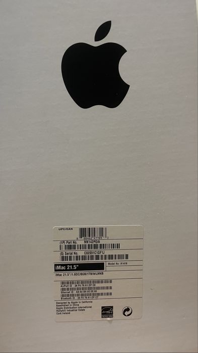 iMac 21.5” (2017) em excelente estado - com teclado, rato e cabo.